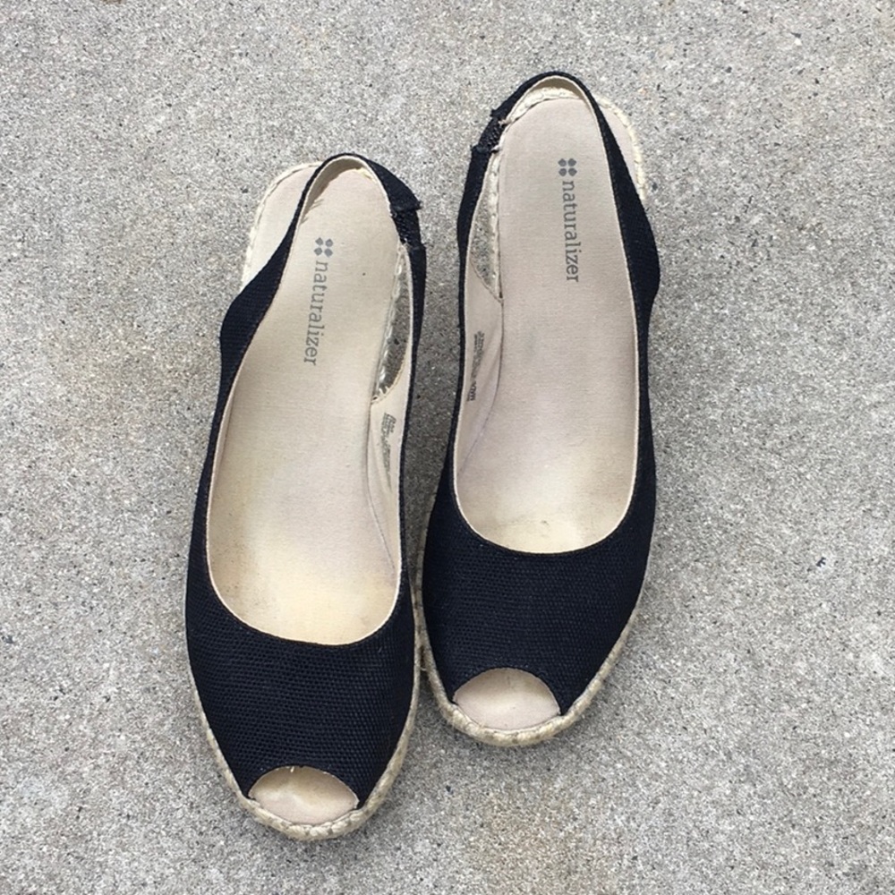 Size 8 Black Linen Naturalizer Espadrilles